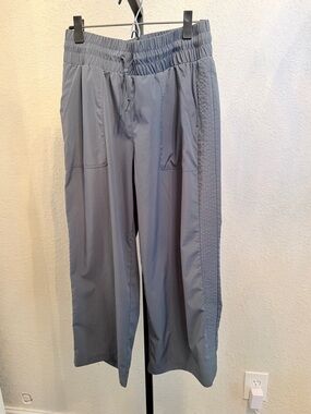Mondetta Capri Wide Leg Pants M